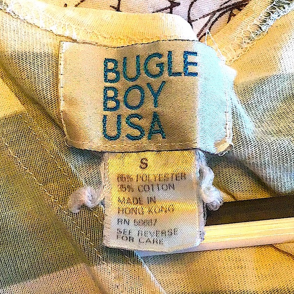 Cool 80’s Bugle Boy USA tank top! - Picture 3 of 3